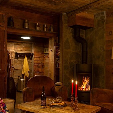 Le Refuge de Serre-Chevalier, dans un esprit chalet, commune de Le Monêtier-les-Bains Extérieur photo