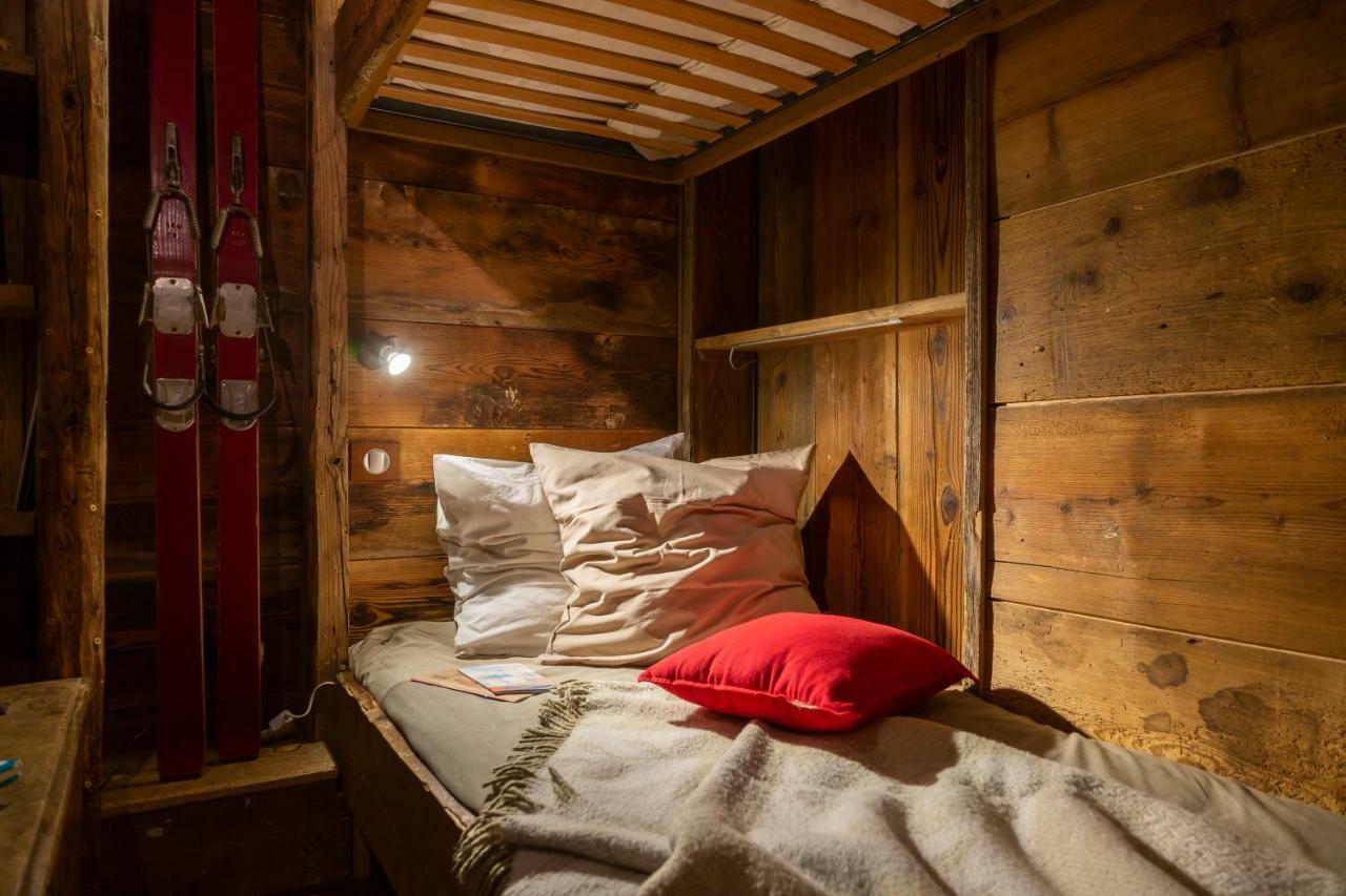 Le Refuge de Serre-Chevalier, dans un esprit chalet, commune de Le Monêtier-les-Bains Extérieur photo