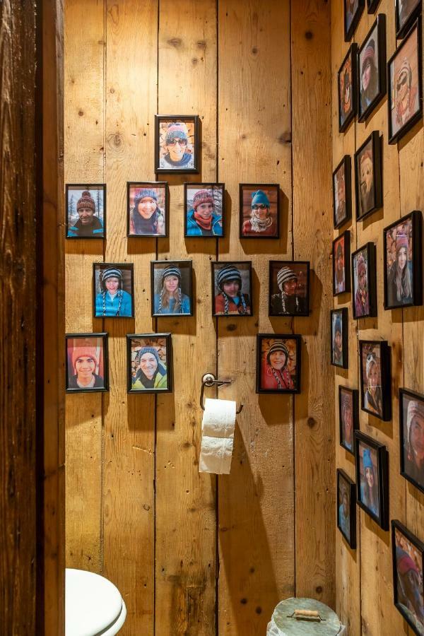 Le Refuge de Serre-Chevalier, dans un esprit chalet, commune de Le Monêtier-les-Bains Extérieur photo